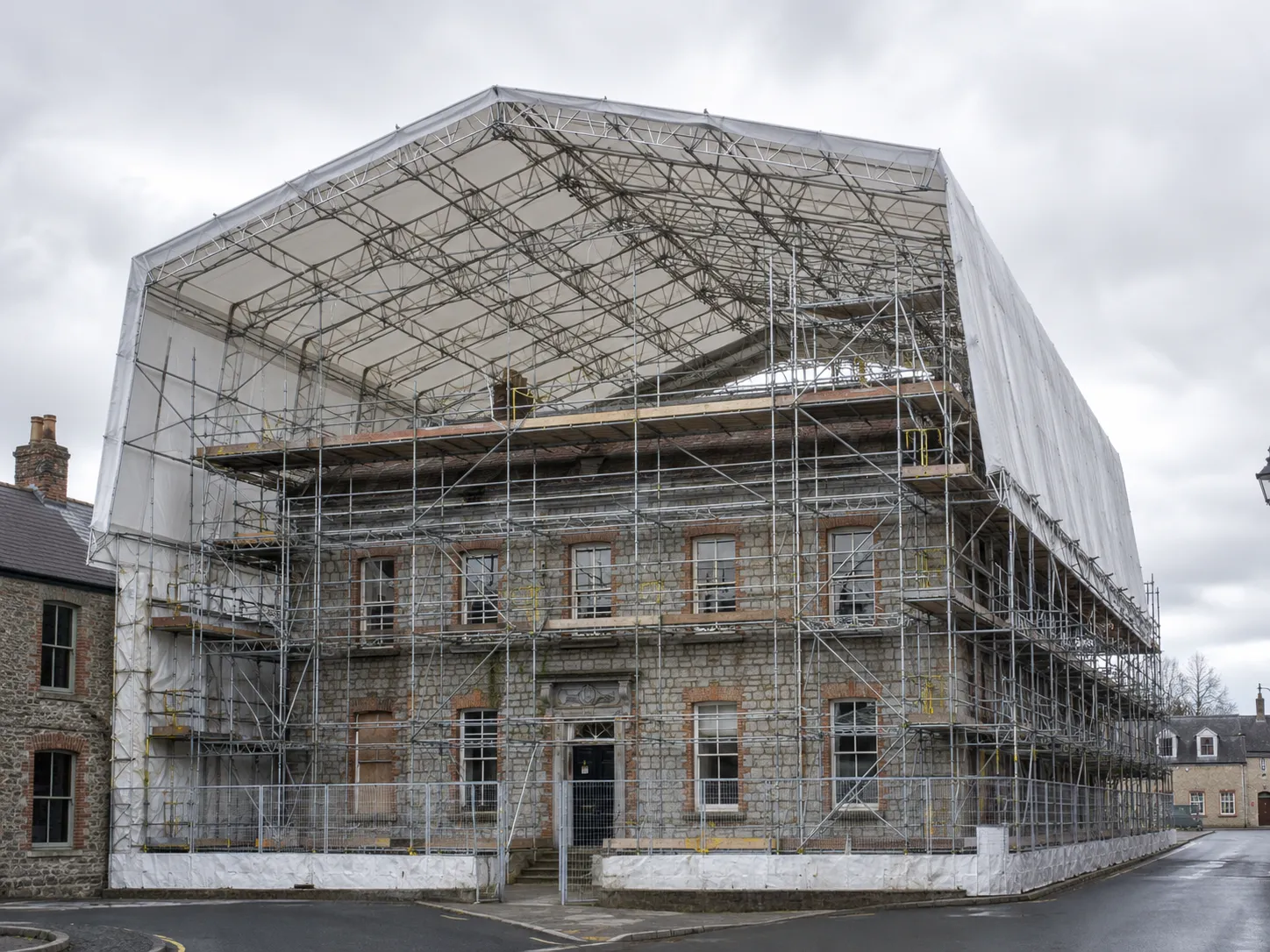 Temporary Cladding Protection Temporary Roofs | Roofing Scaffold | Ireland Scaffolding